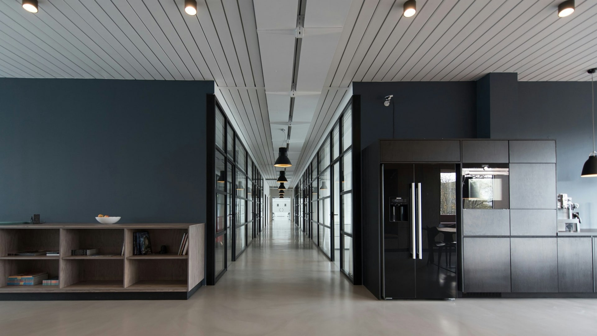 Wide view of Bishop's Stortford office suite entrance lobby